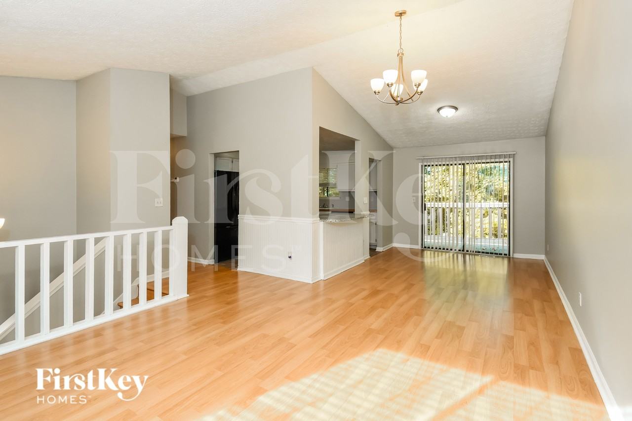 1340 Teaberry Cir - Photo 2 of 19