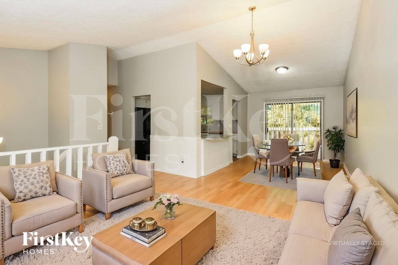 1340 Teaberry Cir - Photo 3 of 19