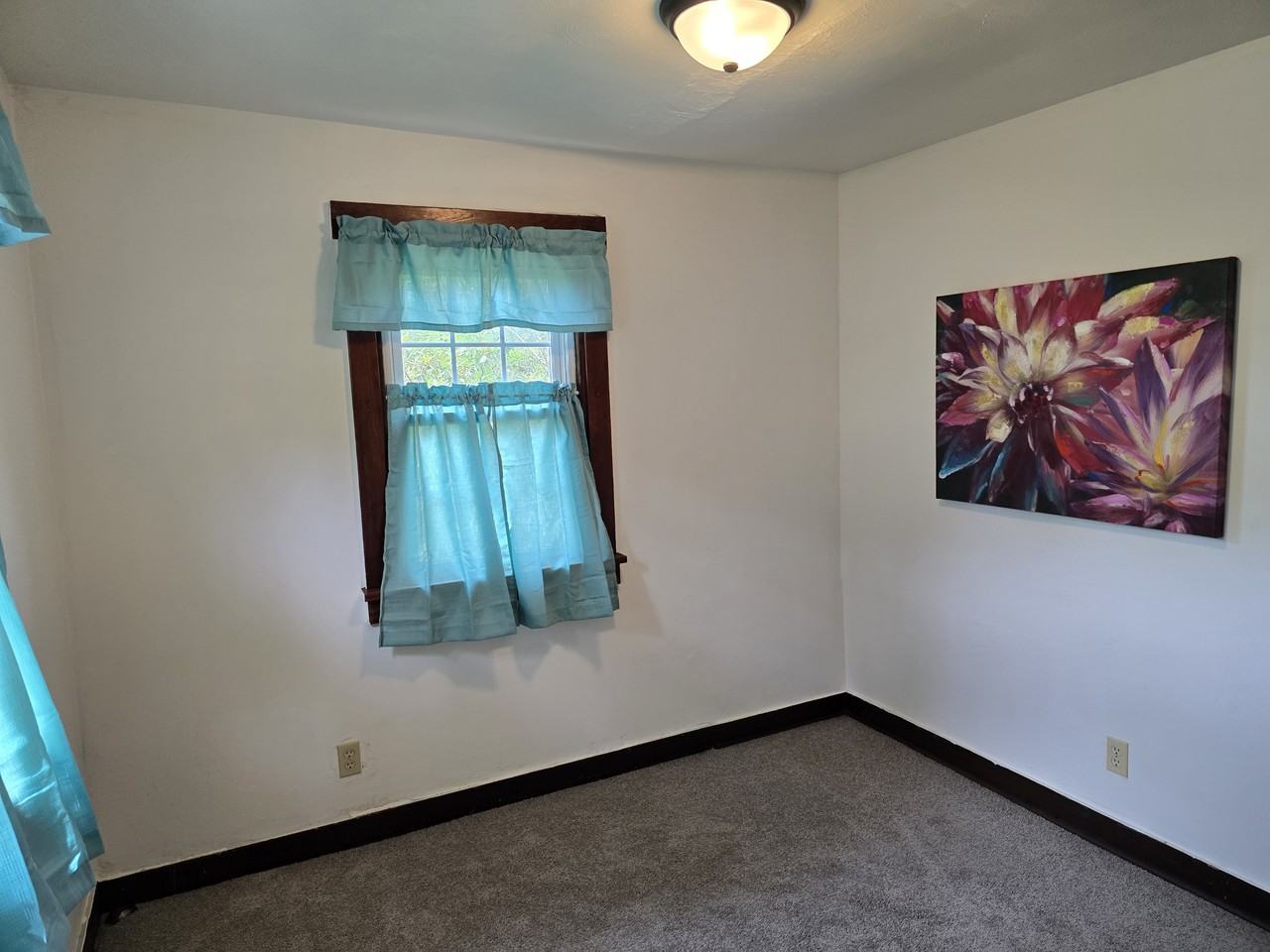 106 Lowry St - Photo 6 of 18