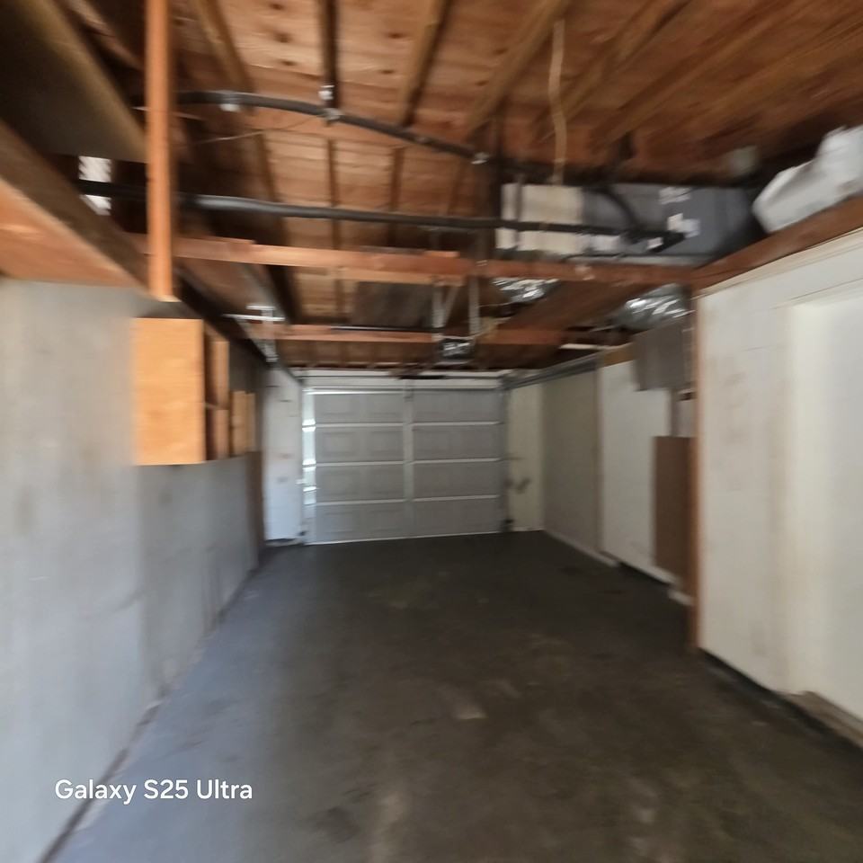3302 Bainbridge Dr - Photo 2 of 28
