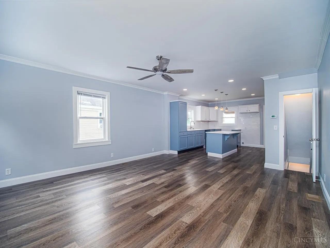 4239 Eastern Ave - Photo 3 of 26