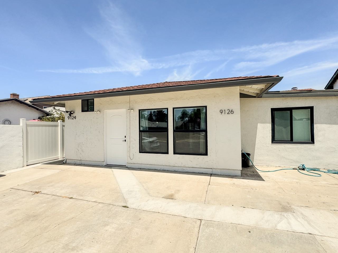 9124 Three Seasons Rd - Photo 5 of 20