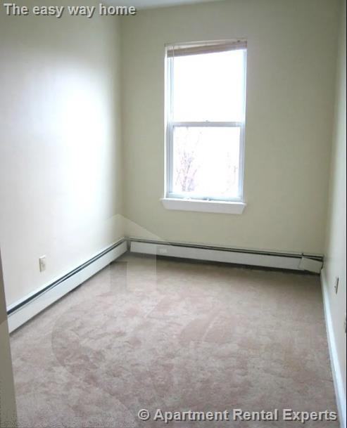 239 Columbia St #1 - Photo 6 of 7