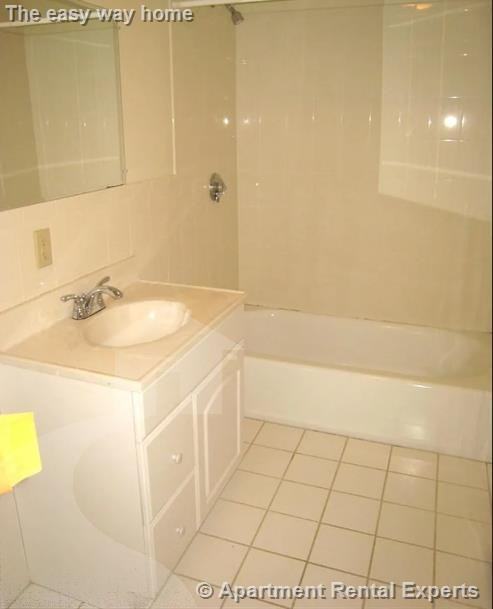 239 Columbia St #1 - Photo 7 of 7