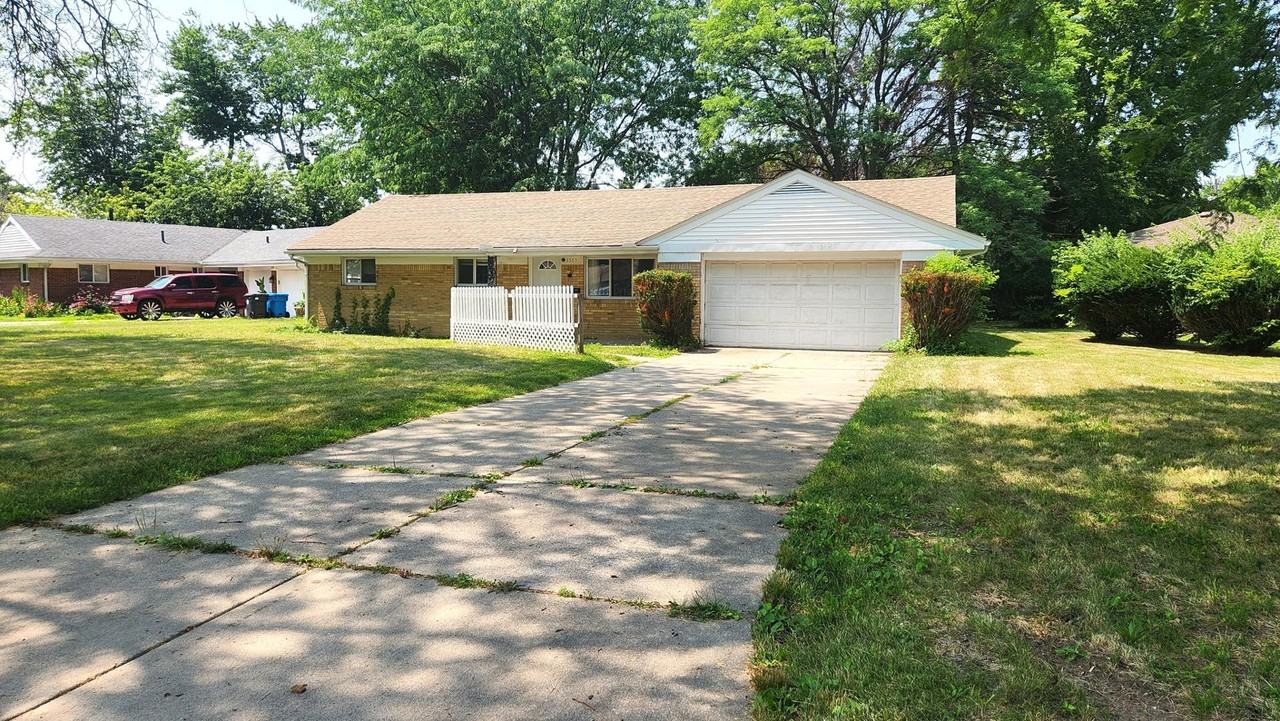 3365 Valleston Pkwy - Photo 2 of 20