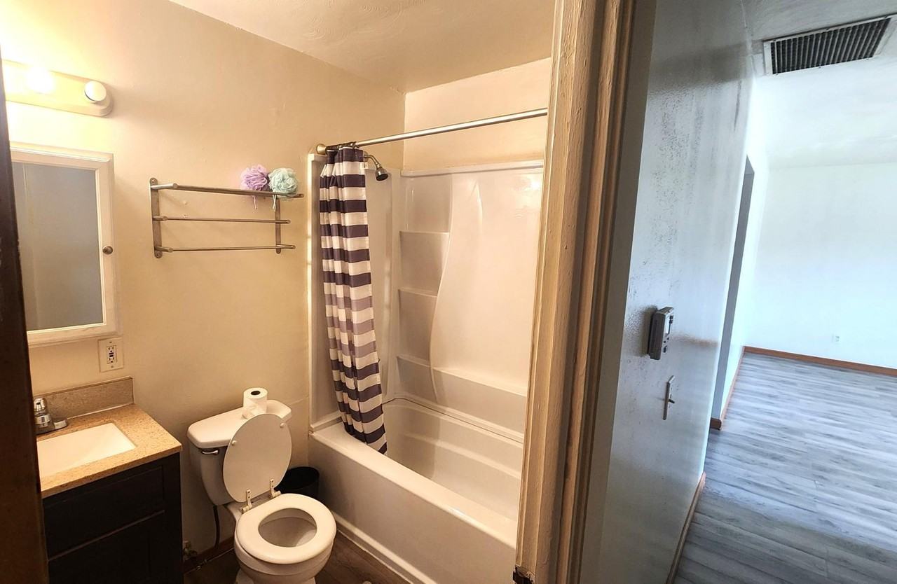 3365 Valleston Pkwy - Photo 7 of 20