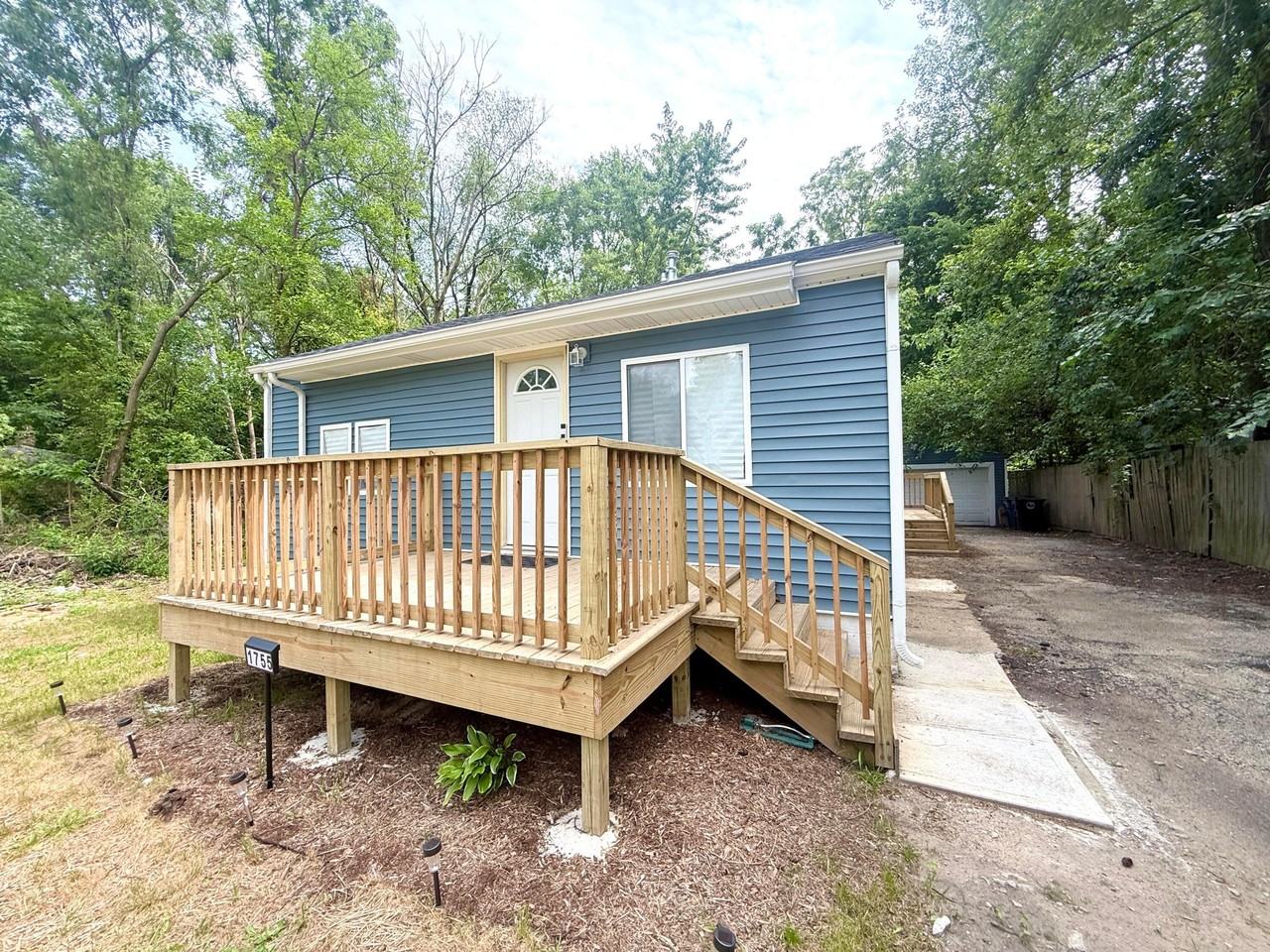 1755 Ralston St - Photo 2 of 20