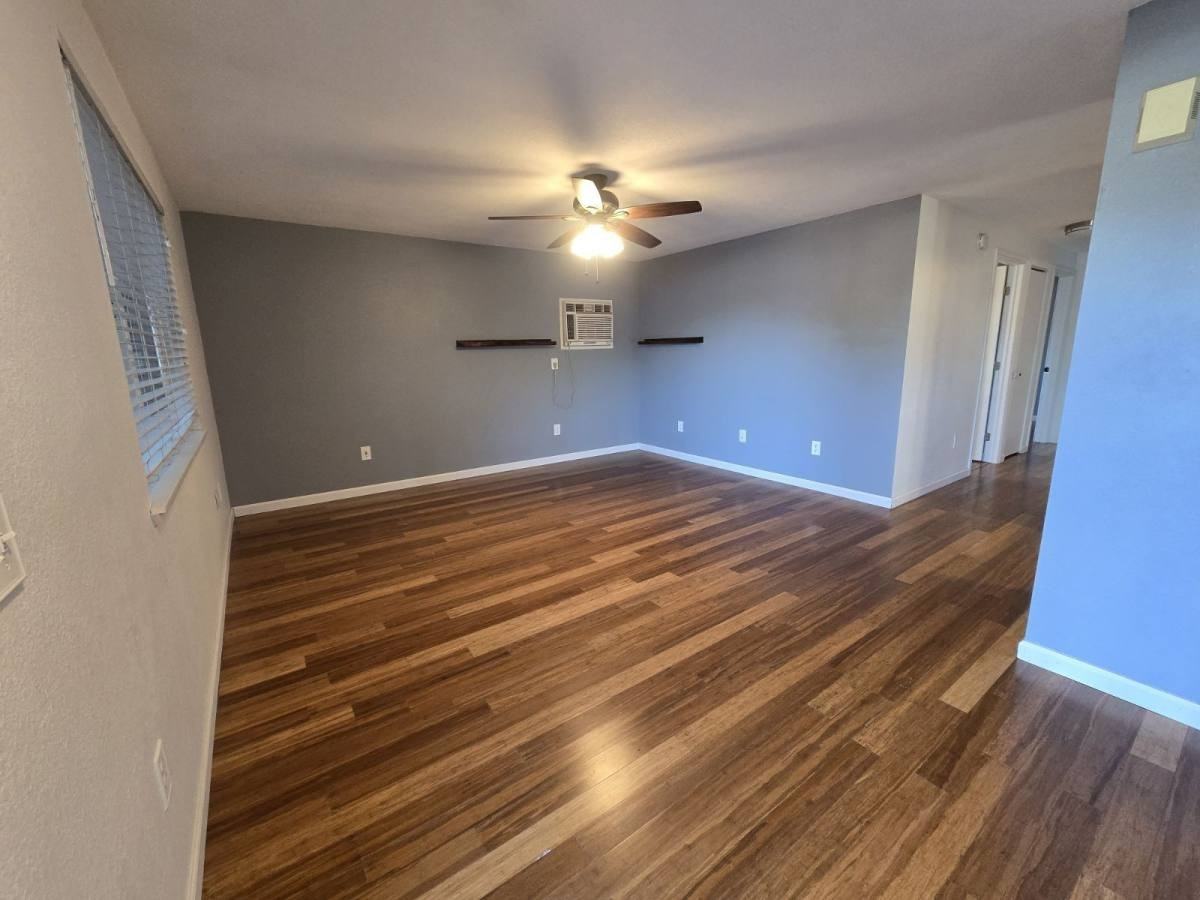 160 Keeler Ct - Photo 3 of 10