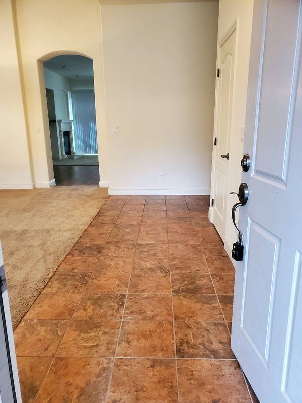 1004 Hildebrand Cir - Photo 6 of 36