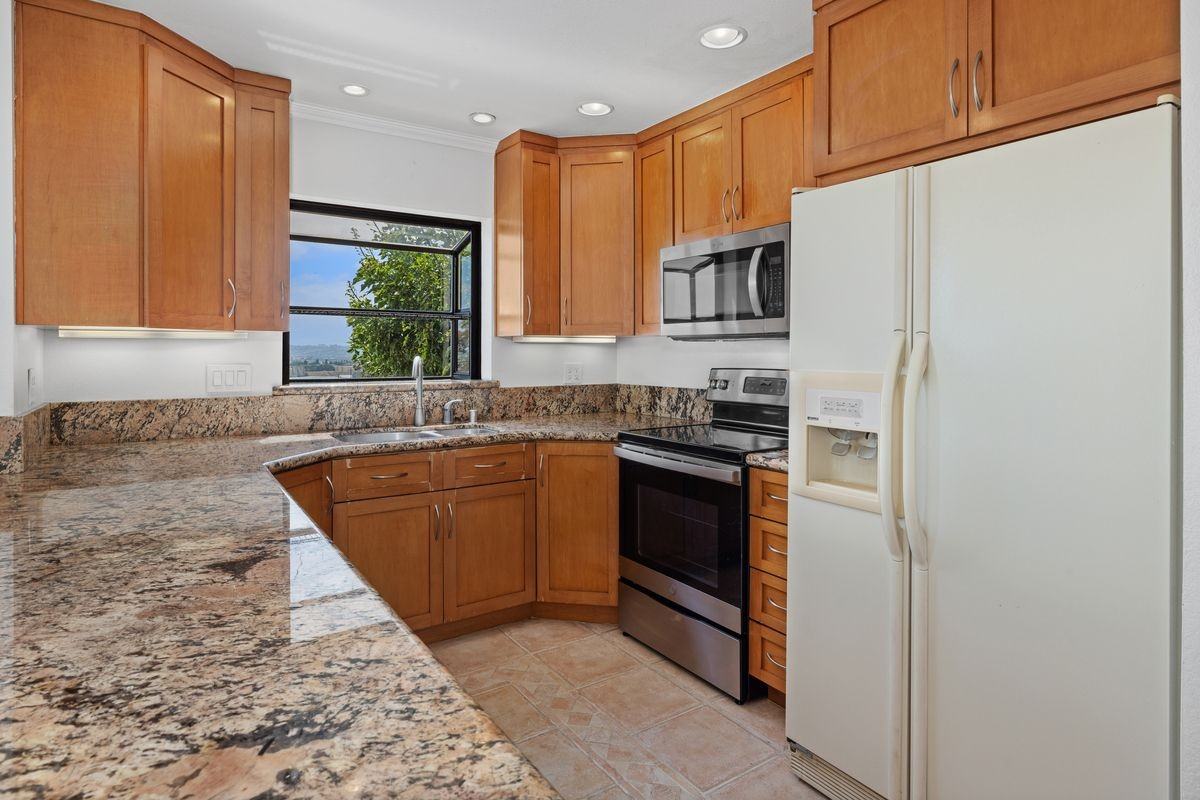 3903 California St - Photo 3 of 23