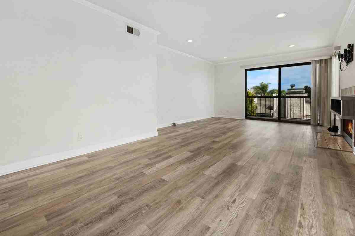 3903 California St - Photo 7 of 23