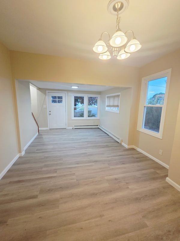 15 Lawson St - Photo 3 of 9