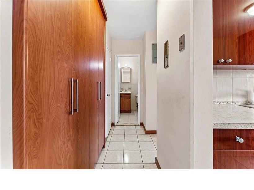 2942 W 5th St #4O - Photo 4 of 5