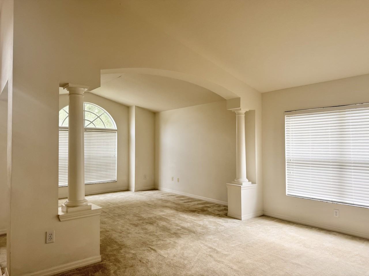24927 Siena Dr - Photo 6 of 14