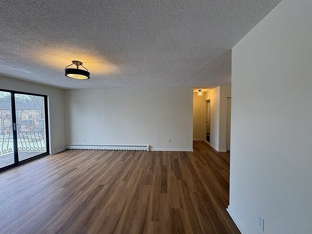 339 Pawtucket Blvd - Photo 2 of 10