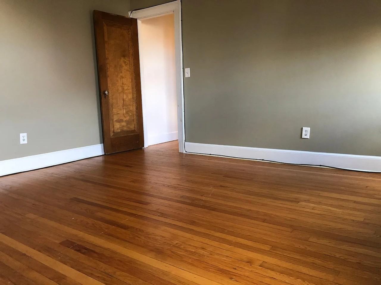 339 Alden Ave - Photo 6 of 8