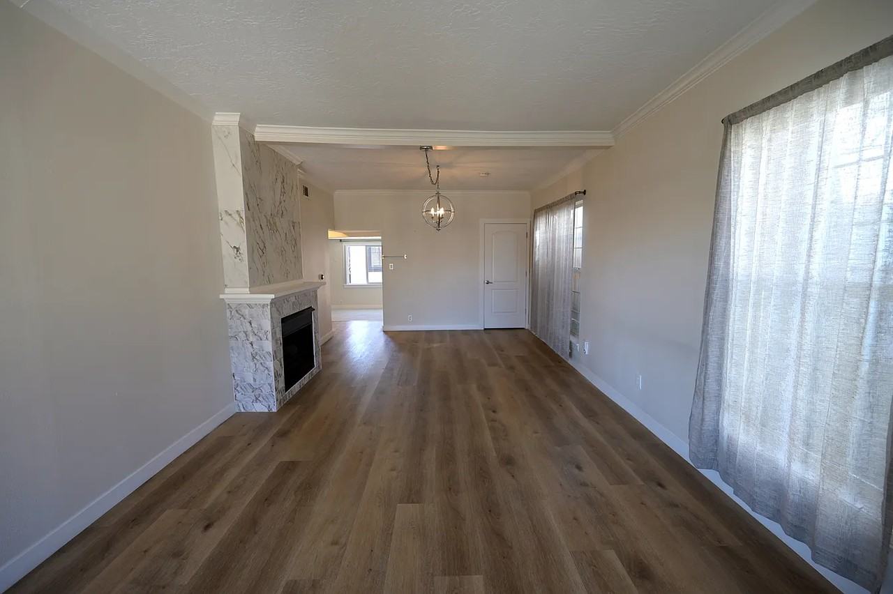 275 I St - Photo 2 of 12