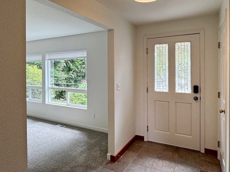 17825 147th Pl Ne - Photo 4 of 46