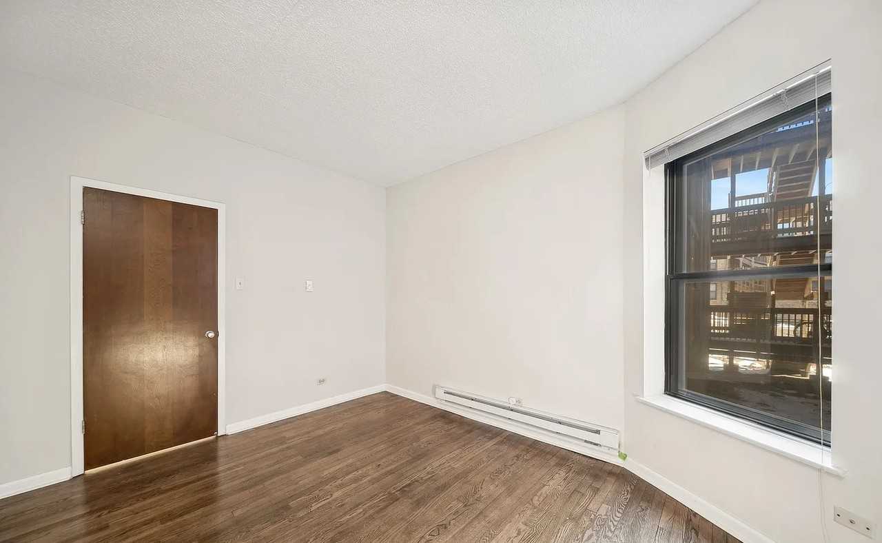5335 S Ellis Ave #B1 - Photo 3 of 3