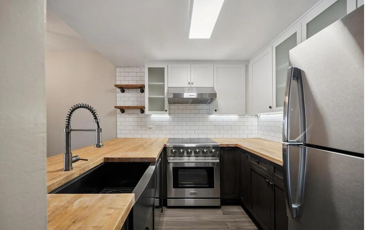 601 Van Ness Ave - Photo 3 of 6