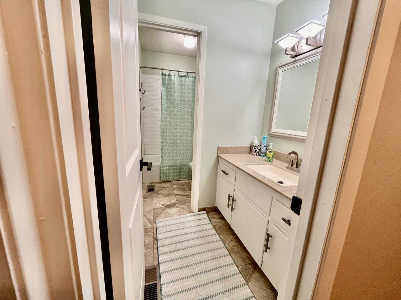 7405 Shadow Hill Dr #7405 - Photo 4 of 13
