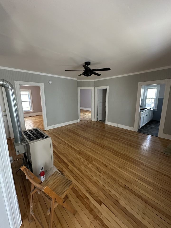 569 Rimmon St #2 - Photo 3 of 10
