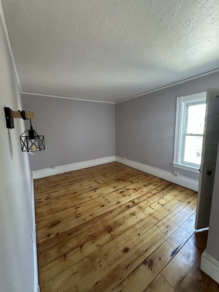 569 Rimmon St #2 - Photo 5 of 10