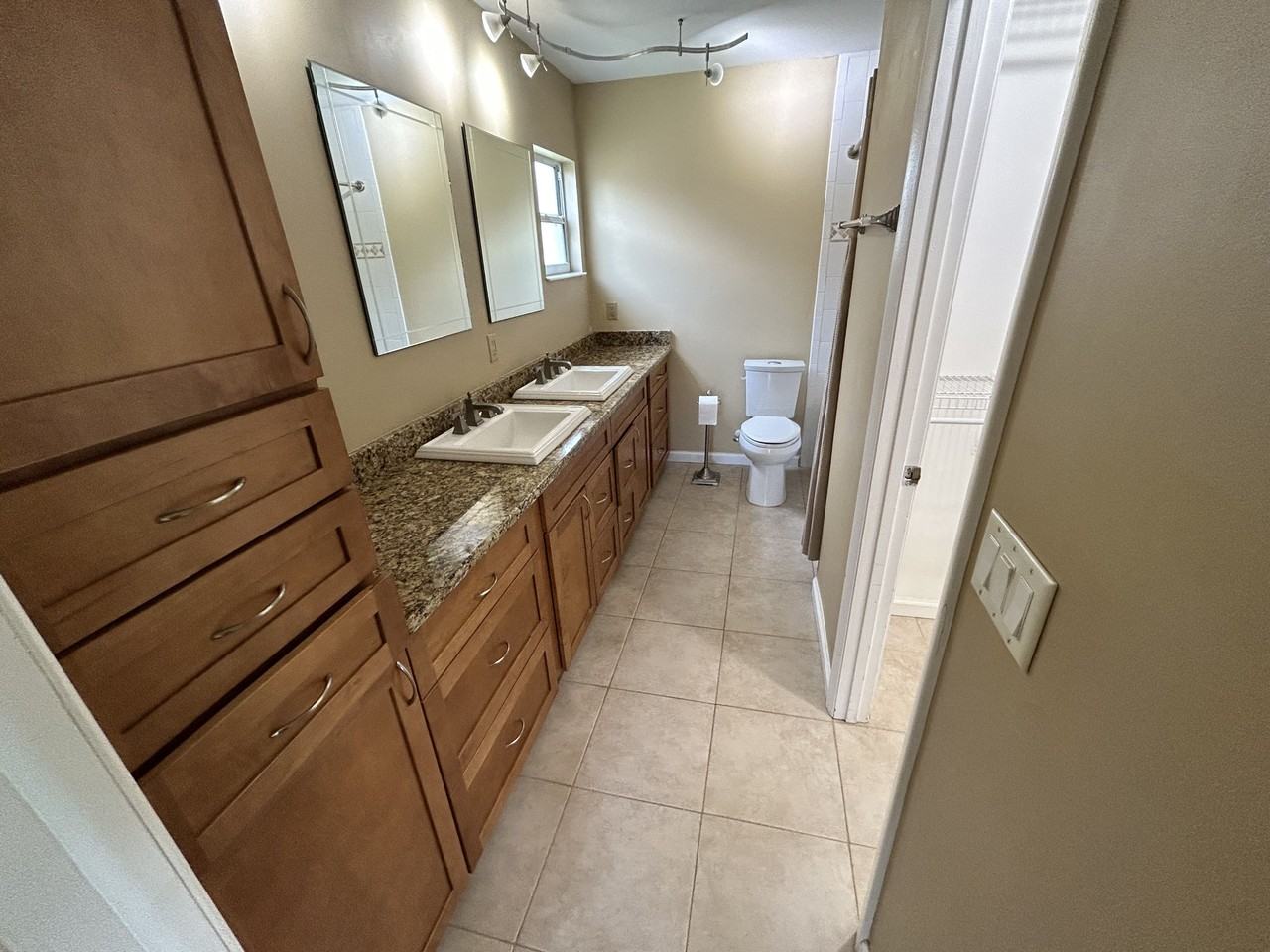 10816 Waterford Ct #NA - Photo 7 of 19