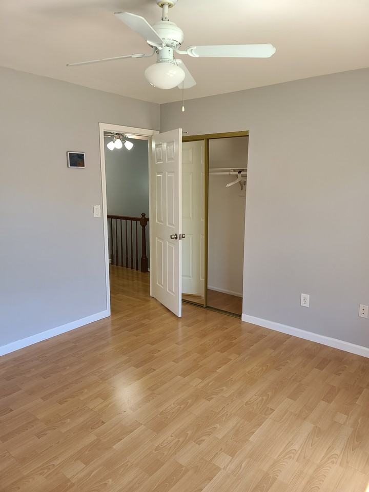 13 Covington Ct - Photo 3 of 19