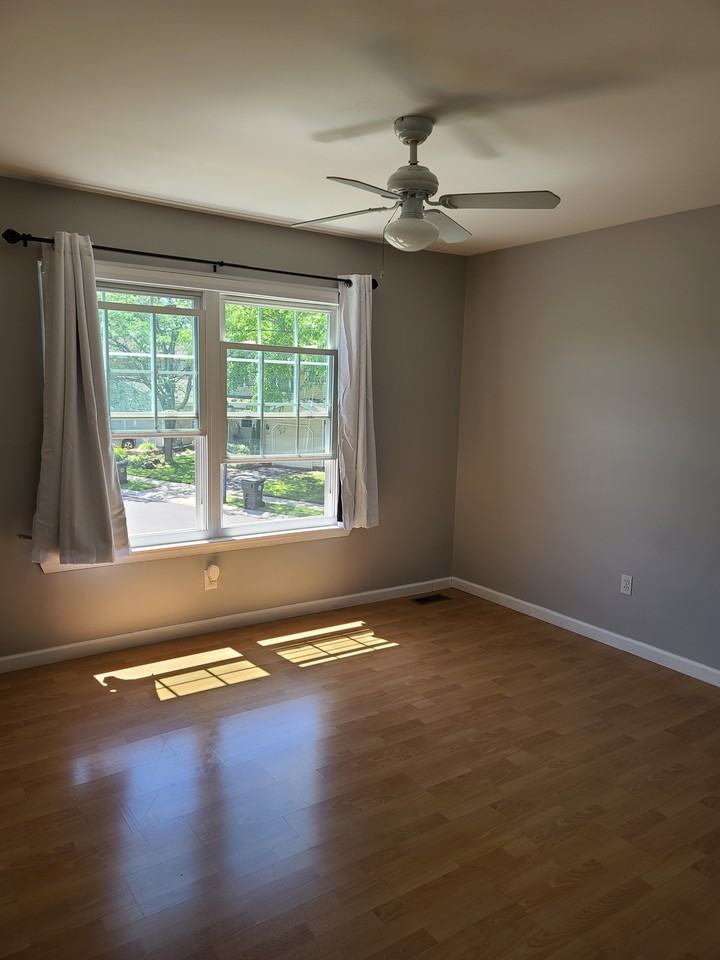 13 Covington Ct - Photo 4 of 19