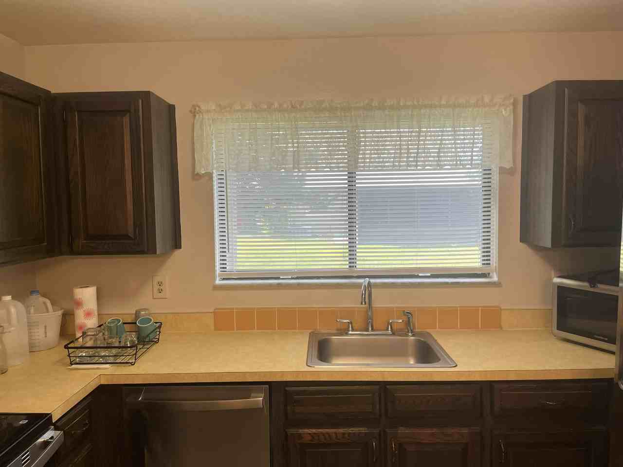 1502 Se Corvair Ct #NA - Photo 3 of 9