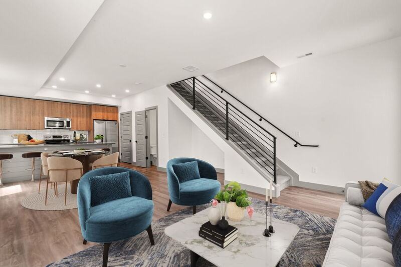 1573 King St - Photo 2 of 18