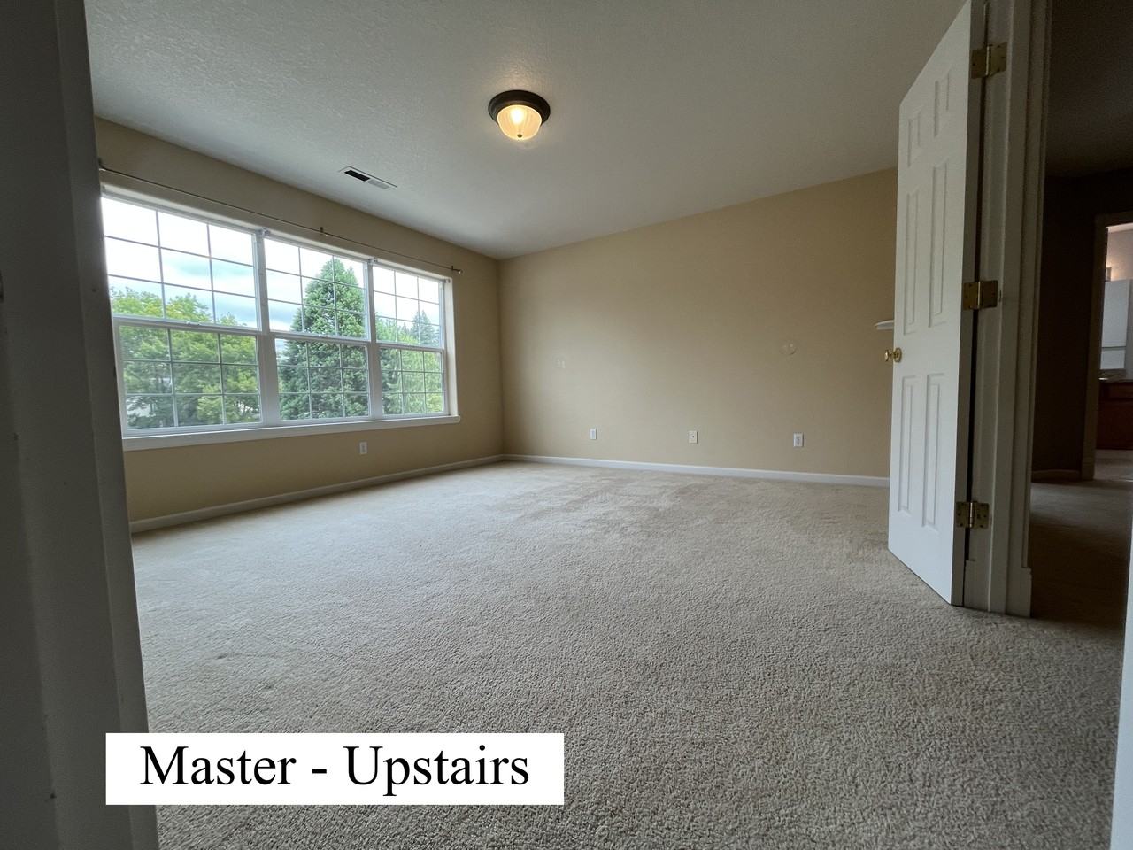 11412 Northeast 38th Court - Photo 6 of 20