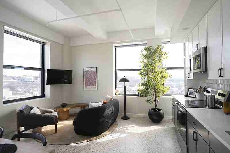 500 S Salina St #711 - Photo 7 of 9