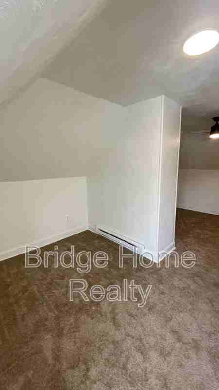 319 N Balph Ave - Photo 7 of 50