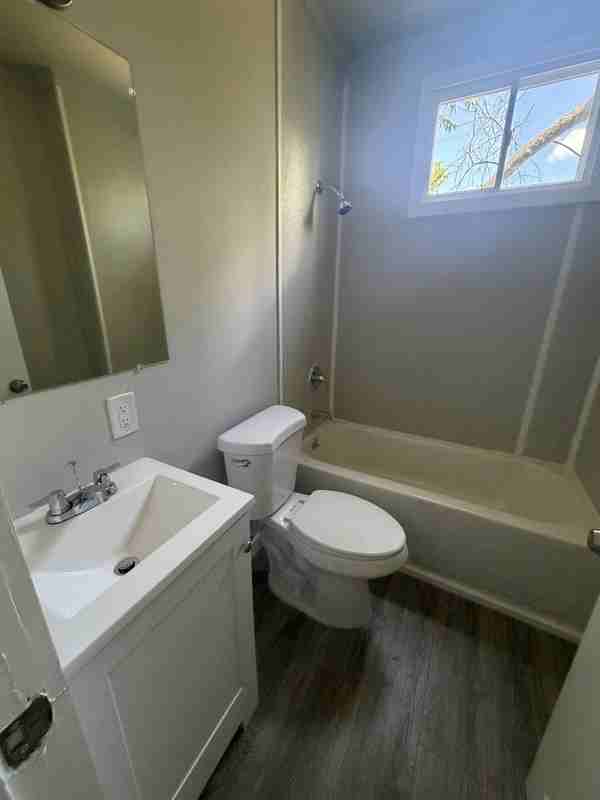 12315 Revere Ave - Photo 5 of 9