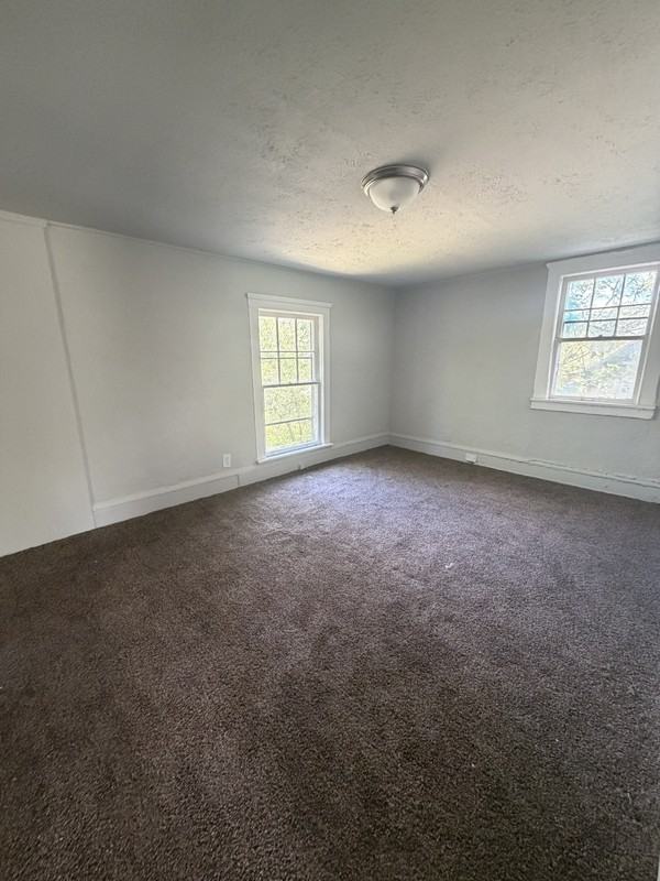 12315 Revere Ave - Photo 7 of 9