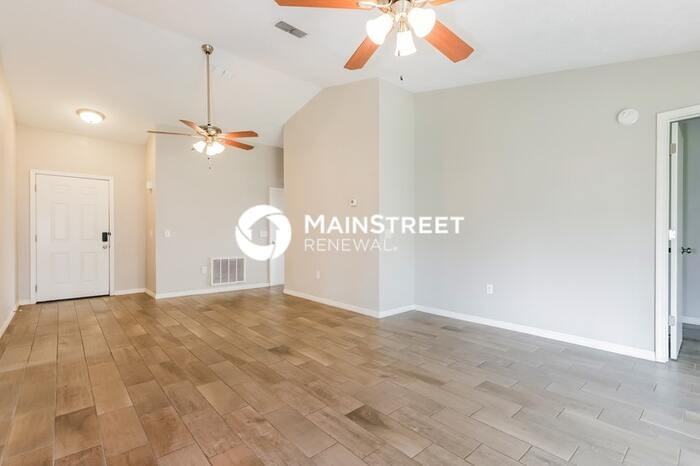 2714 Wilder Park Dr - Photo 5 of 16