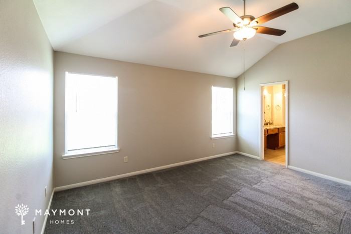 5047 Gulf Stream Ln - Photo 7 of 15