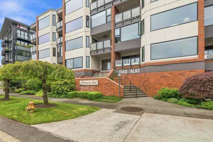 1140 Alki Ave Sw - Photo 6 of 45