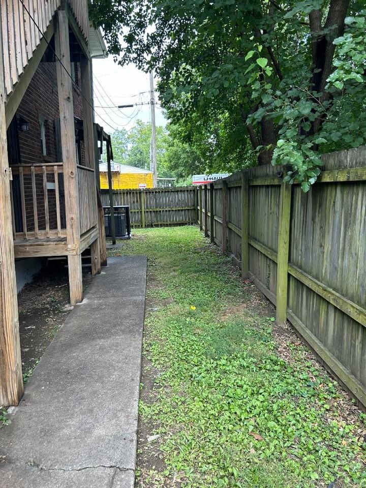 2930 Southern Ave - Photo 3 of 3
