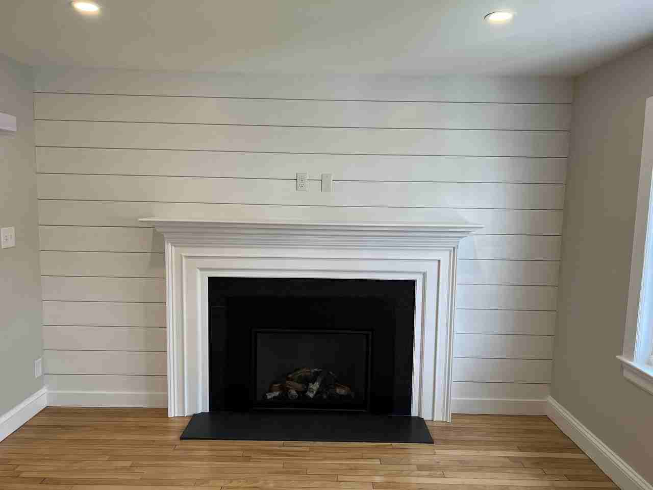 41 Village Rd - Photo 3 of 17