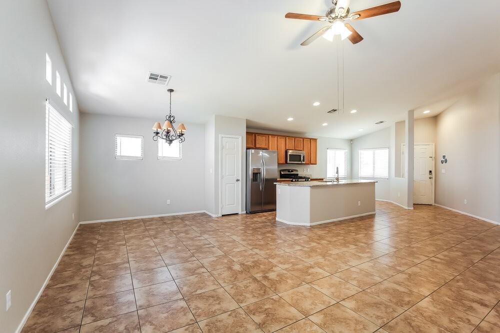5936 Crestmont Dr - Photo 4 of 16