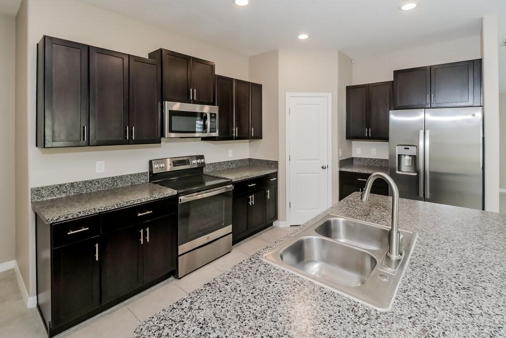3189 Lytton Hall Dr - Photo 6 of 16
