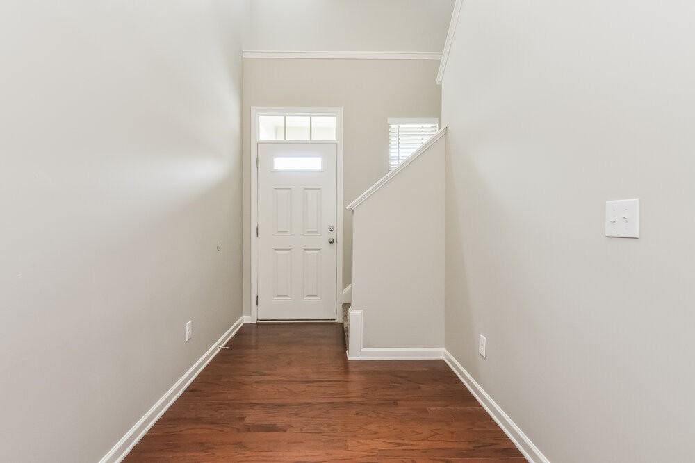 48 Ashby Dr - Photo 2 of 14