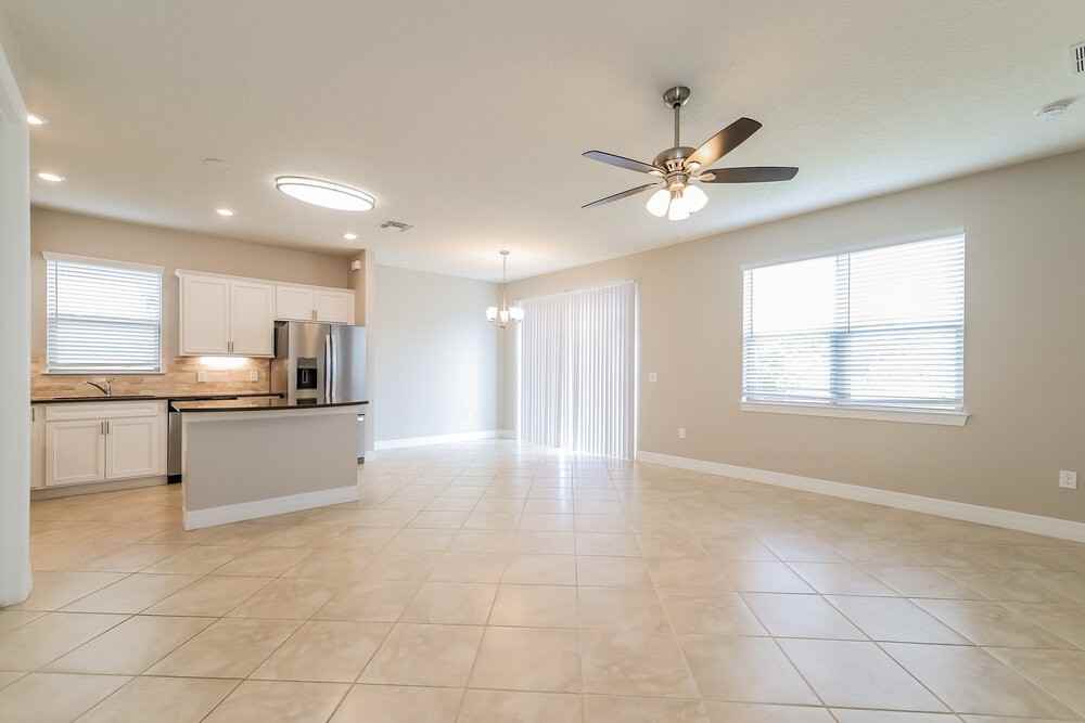 1761 Cayman Cove Cir - Photo 3 of 16