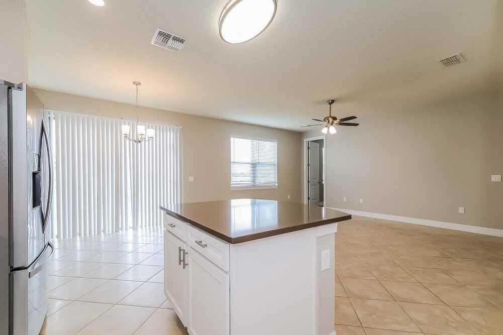 1761 Cayman Cove Cir - Photo 5 of 16