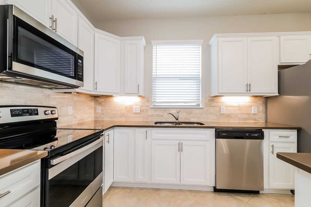 1761 Cayman Cove Cir - Photo 7 of 16