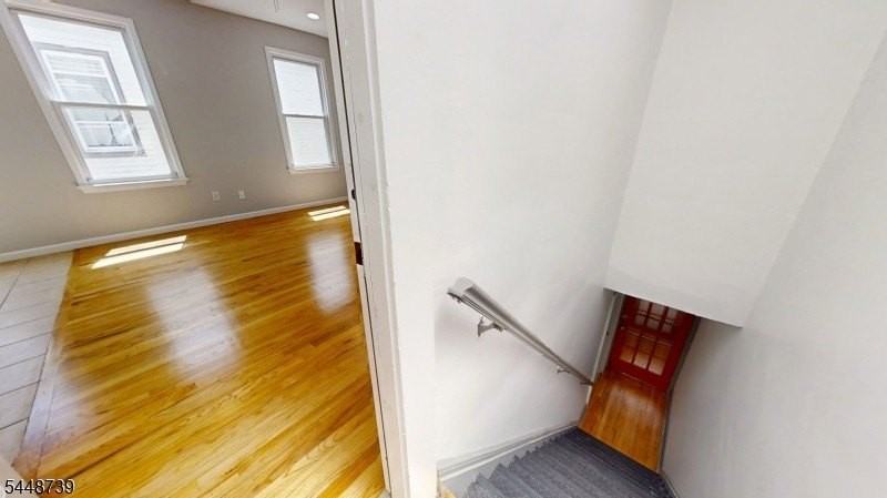 11 Schuyler Ct - Photo 2 of 19