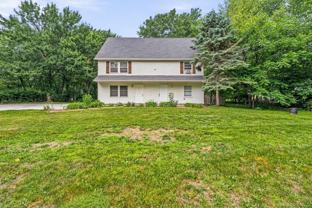 133 N Smith Rd #A - Photo 1 of 1